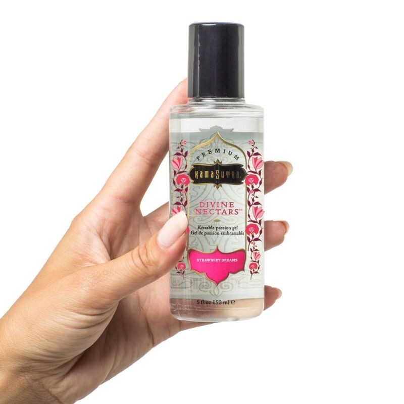 Kamasutra - Divine Nectars Lubrificante Sogno Di Fragola 150 Ml - KAMASUTRA COSMETICS - Aromatizzati e Commestibili | erosidea.com