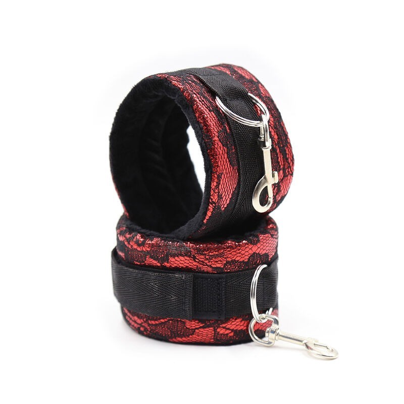 Ohmama Fetish - Manette In Velluto Con Nastro In Nylon - OHMAMA FETISH - Manette e Polsini | erosidea.com