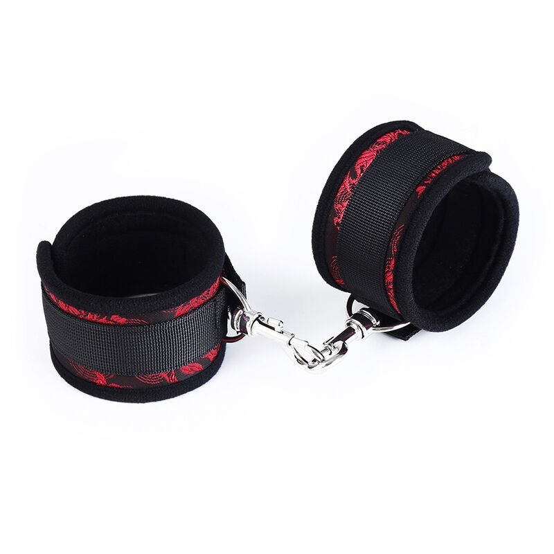 Ohmama Fetish - Scandalo Manette Da Polso - OHMAMA FETISH - Manette e Polsini | erosidea.com