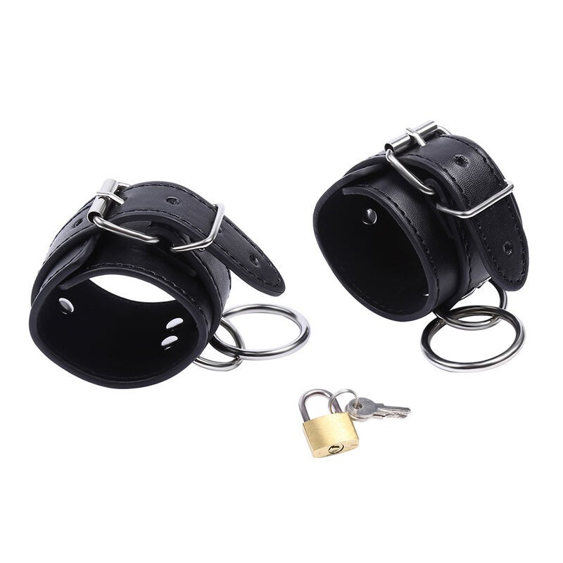 Ohmama Fetish - Fermapolso Bloccato O-Ring - OHMAMA FETISH - Manette e Polsini | erosidea.com