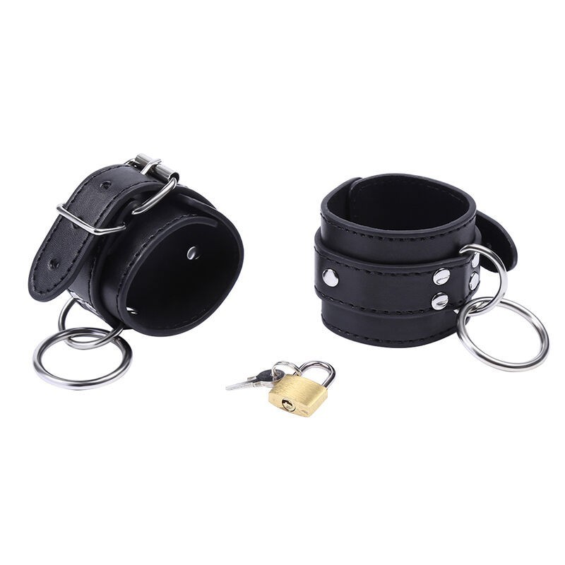 Ohmama Fetish - Fermapolso Bloccato O-Ring - OHMAMA FETISH - Manette e Polsini | erosidea.com
