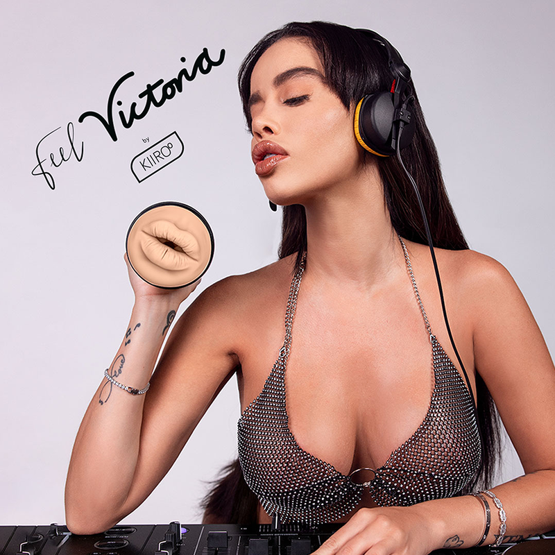 Senti Victoria Giugno Boca - - Masturbatori Mini | erosidea.com