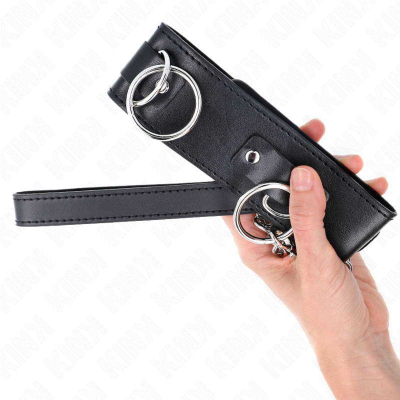Kink - Collana Con Guinzaglio 65 Cm 3 Modello Anelli 2 Regolabile 36-43 Cm X 5 Cm - KINK COLLAR & GAG - Collari e Guinzagli | erosidea.com