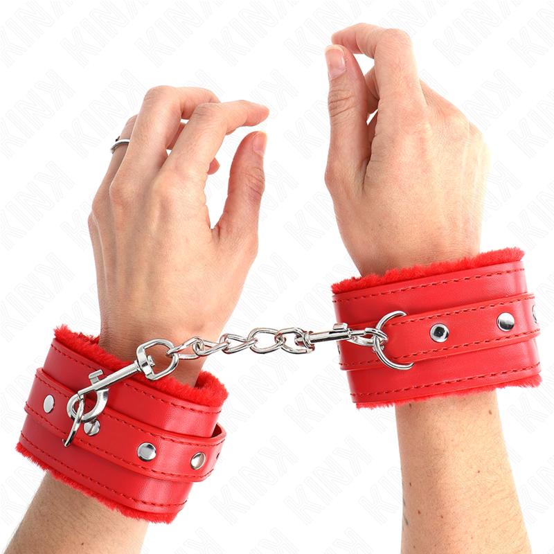 Kink - Poggipolsi Premium Imbottiti In Pelliccia Rossi Con Cintura Rossa Regolabile 17-29 Cm X 6 Cm - KINK WRIST RESTRAINT - Manette e Polsini | erosidea.com