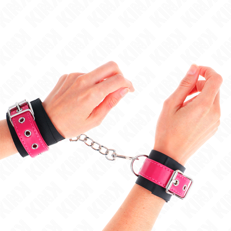 Kink - Resistenza Da Polso In Nylon Nero Con Cintura In Similpelle Rosa Lampone Regolabile 19-29 Cm X 51 Cm - KINK WRIST RESTRAINT - Manette e Polsini | erosidea.com