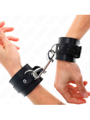 Kink - Tenuta Da Polso-Fila Di Rivetti Singola E Fibbia Grande Nera Regolabile 17-28 Cm X 5 Cm - KINK WRIST RESTRAINT - Manette e Polsini | erosidea.com