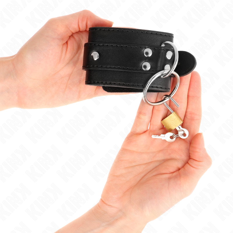 Kink - Fermapolso Con Bloccaggio O-Ring Nero Regolabile 20-28 Cm X 55 Cm - KINK WRIST RESTRAINT - Manette e Polsini | erosidea.com