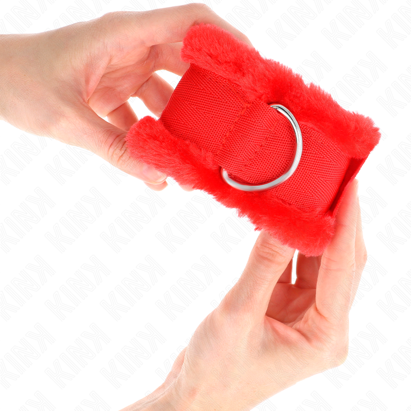 Kink Polsini Foderati In Pelliccia Rosso Regolabili - KINK WRIST RESTRAINT - Manette e Polsini | erosidea.com
