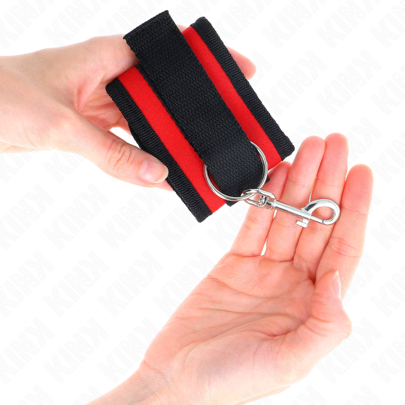 Kink - Tenuta Da Polso In Nylon Hook&Loop Rosso-Nero Modello 2 Regolabile 18-35 Cm X 6 Cm - KINK WRIST RESTRAINT - Manette e Polsini | erosidea.com
