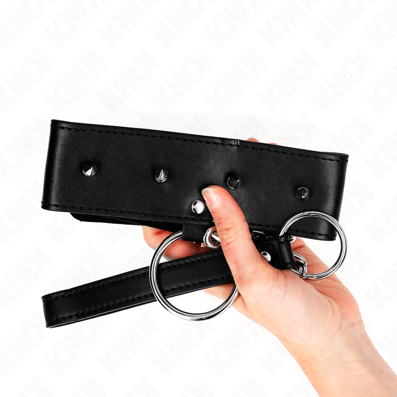 Kink - Collana 65 Cm Con Guinzaglio Con Borchie Argento Modello 2 Regolabile 36-43 Cm X 5 Cm - KINK COLLAR & GAG - Collari e Guinzagli | erosidea.com