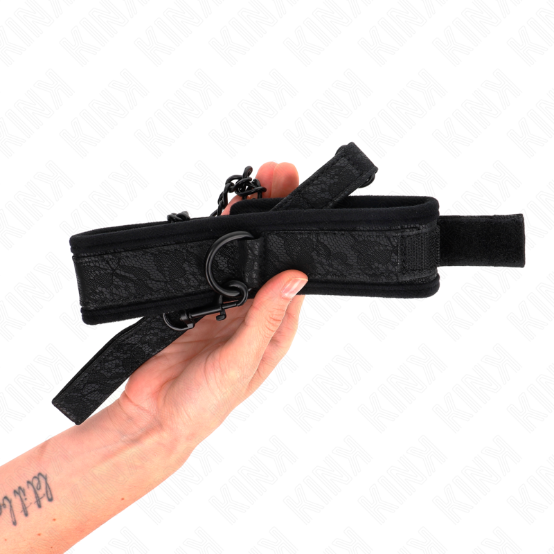 Kink - Collare Modello Base Con Guinzaglio 77 Cm Modello 5 Regolabile 34-54 Cm X 5 Cm - KINK COLLAR & GAG - Collari e Guinzagli | erosidea.com