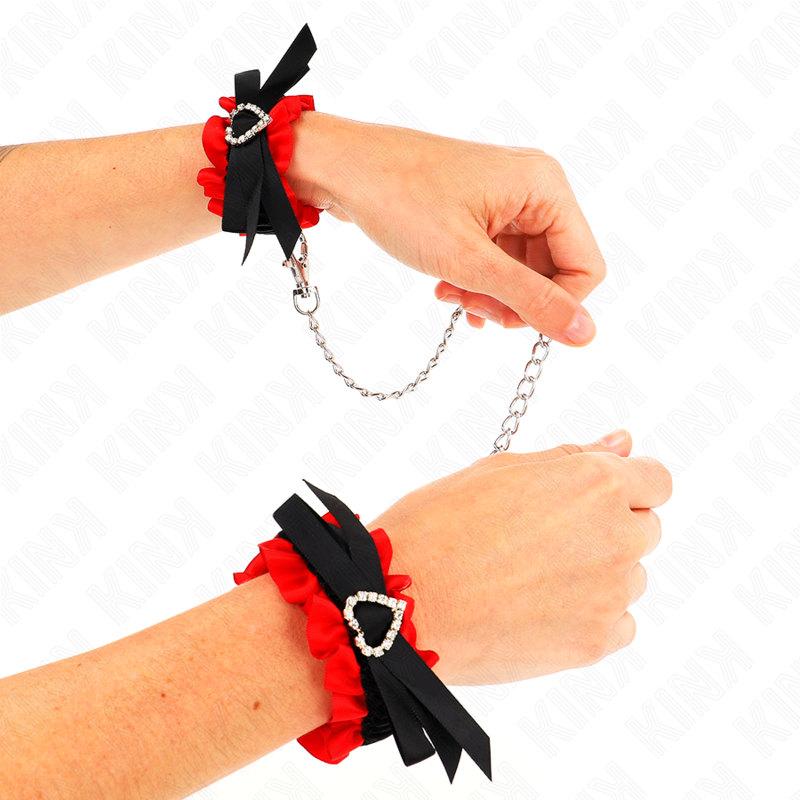 Kink - Polso Elastico In Pizzo Dettagli Cuore Rosso Regolabile 22-35 Cm - KINK WRIST RESTRAINT - Manette e Polsini | erosidea.com