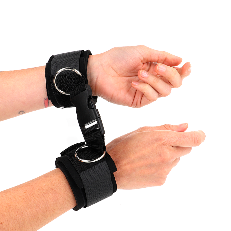 Kink - Tenuta Da Polso In Neoprene Con Gancio E Loop Nera Regolabile 22-34 Cm - KINK WRIST RESTRAINT - Manette e Polsini | erosidea.com